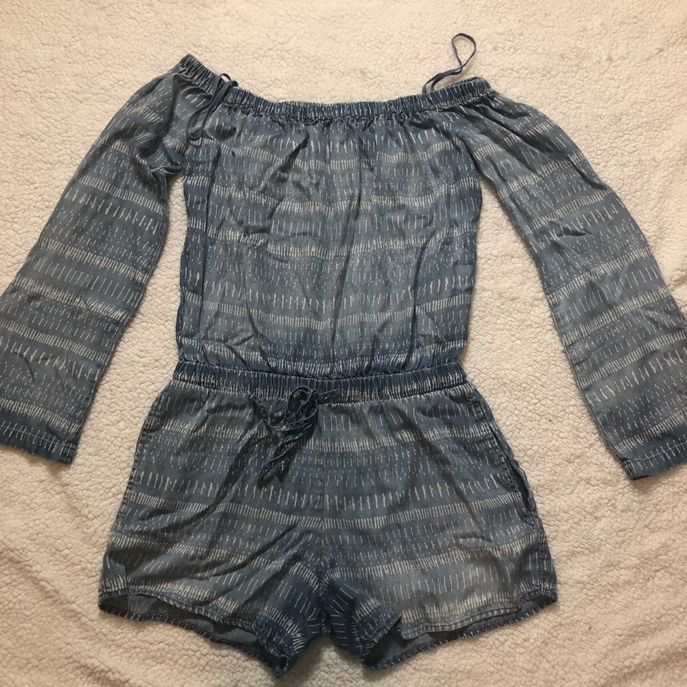 Cloth and stone cold shoulder romper
